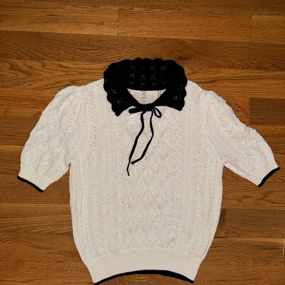 LOFT Women's White Sweater with Black Collar